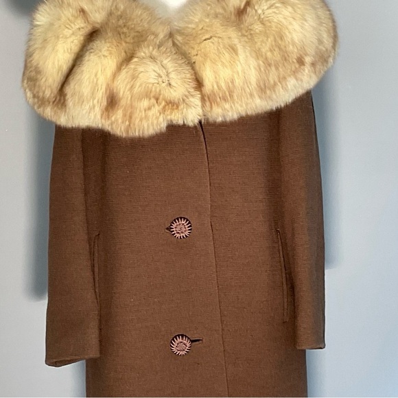 Vintage Ladies Sz 8ish Stevens Forstman Brown Wool Coat, Fox Collar - Picture 15 of 16
